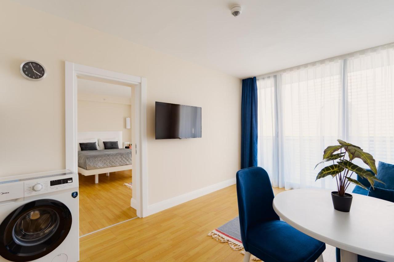 Appartement Grand City Real Estate à Batoumi Extérieur photo