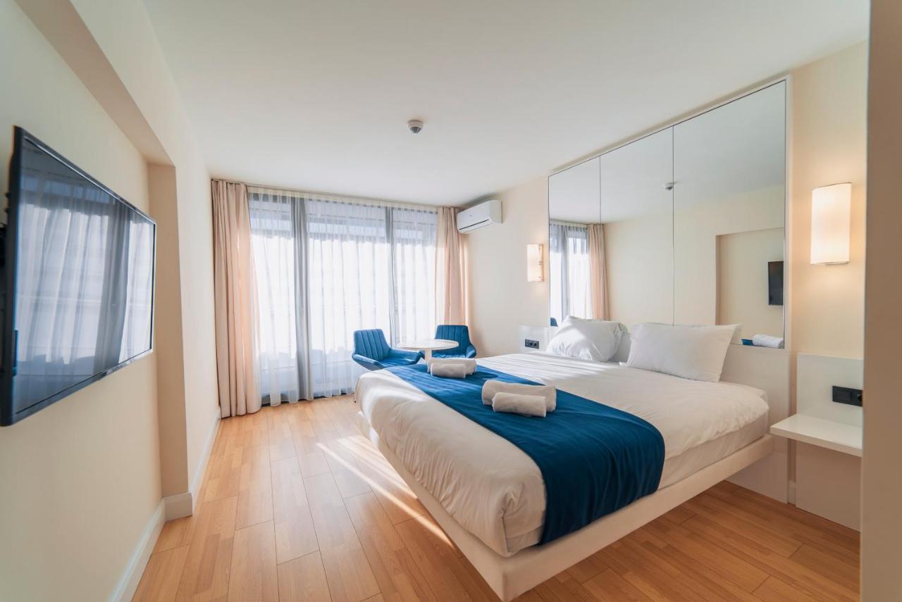 Appartement Grand City Real Estate à Batoumi Extérieur photo
