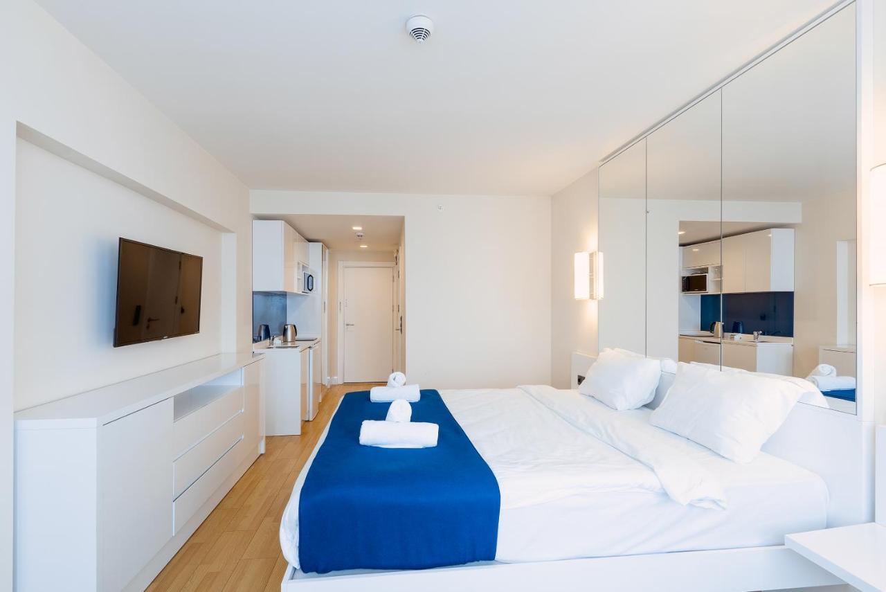 Appartement Grand City Real Estate à Batoumi Extérieur photo