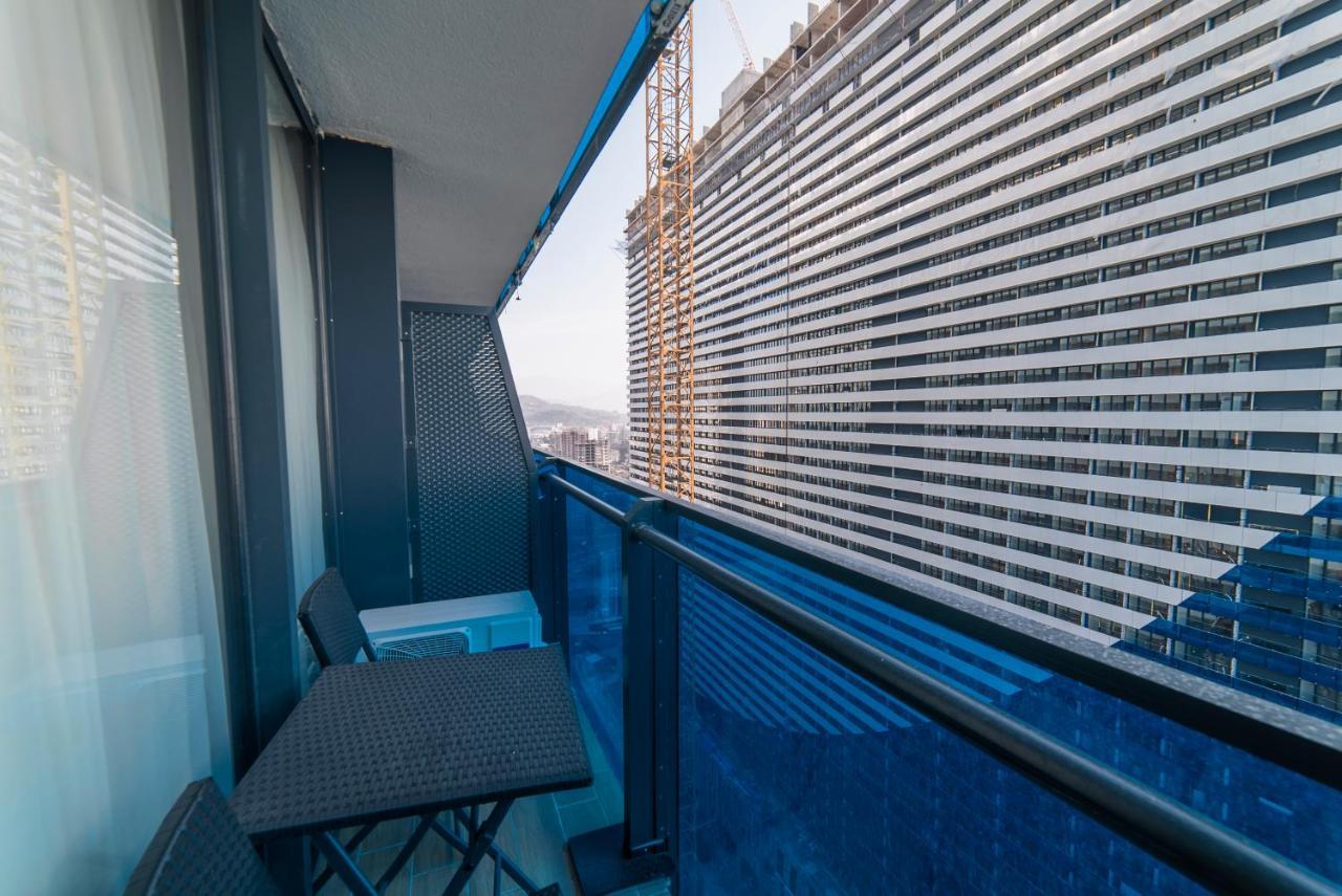 Appartement Grand City Real Estate à Batoumi Extérieur photo